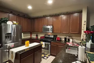 608 Kinghaven Dr, Little Elm, TX 75068 - Photo 4