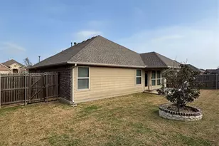 608 Kinghaven Dr, Little Elm, TX 75068 - Photo 16