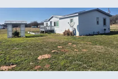 438 Silver River Road, Gholson, TX 76705 - Photo 4