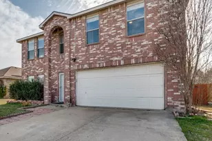 740 Lovern St, Cedar Hill, TX 75104 - Photo 2