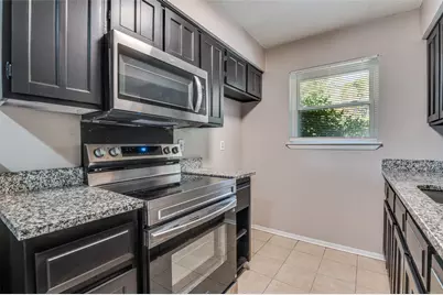 735 Middale Road, Duncanville, TX 75116 - Photo 8