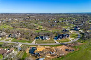 657 S Sugartree Dr, Lipan, TX 76462 - Photo 28