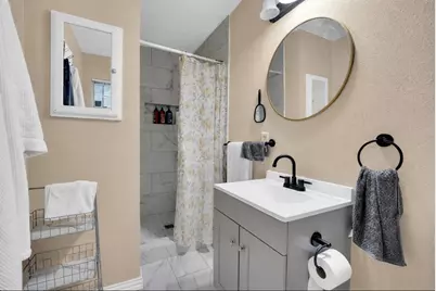 4916 Eastover Avenue, Fort Worth, TX 76119 - Photo 8