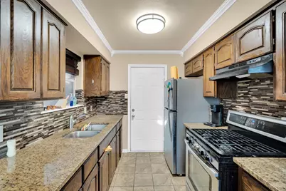 4916 Eastover Avenue, Fort Worth, TX 76119 - Photo 2