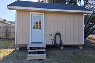 810 Pecos River Dr, Granbury, TX 76048 - Photo 38