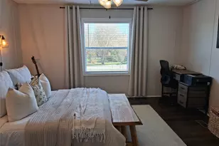 810 Pecos River Dr, Granbury, TX 76048 - Photo 14