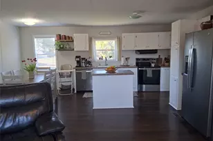 810 Pecos River Dr, Granbury, TX 76048 - Photo 6