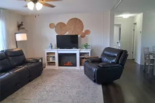 810 Pecos River Dr, Granbury, TX 76048 - Photo 16