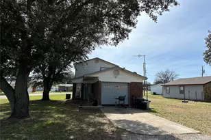 1537 Coral Cut Off, Pelican Bay, TX 76020 - Photo 2