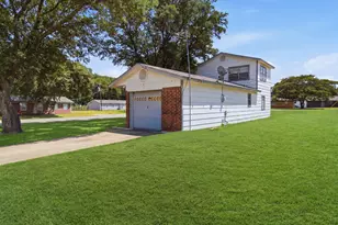 1537 Coral Cut Off, Pelican Bay, TX 76020 - Photo 2
