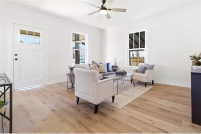 215 E 12th Street, Bonham, TX 75418 - Photo 6