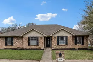 3125 Teakwood Dr, Bedford, TX 76021 - Photo 1