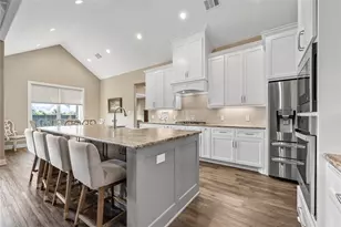 10133 T Bury Ln, Waco, TX 76708 - Photo 10