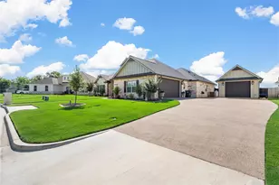 10133 T Bury Ln, Waco, TX 76708 - Photo 2