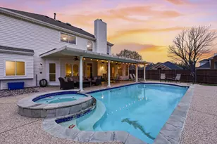 5901 Rushing Creek Ct, Haltom City, TX 76137 - Photo 30