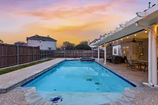 5901 Rushing Creek Ct, Haltom City, TX 76137 - Photo 28