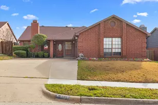 5115 Nocona Ln, Arlington, TX 76018 - Photo 1