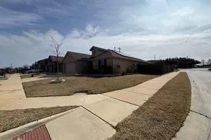 2400 Briarhurst Ct, Denton, TX 76207 - Photo 2