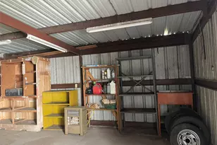 406 S Austin St, Wolfe City, TX 75496 - Photo 16