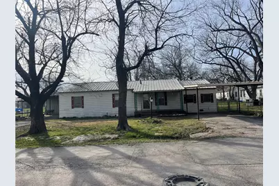 406 S Austin Street, Wolfe City, TX 75496 - Photo 1