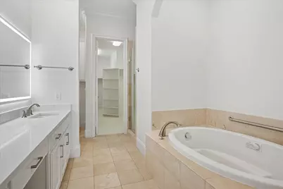 8511 Edgemere Road #102, Dallas, TX 75225 - Photo 10