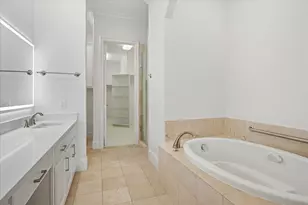 8511 Edgemere Rd, Dallas, TX 75225 - Photo 10