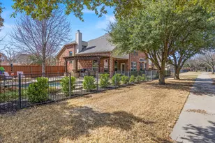 1592 Kingfisher Ln, Frisco, TX 75033 - Photo 32