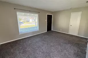 716 Gardiner St, Arlington, TX 76012 - Photo 8