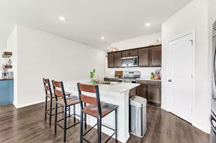 816 Glover Dr, Aubrey, TX 76227 - Photo 10