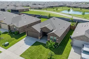 816 Glover Dr, Aubrey, TX 76227 - Photo 32