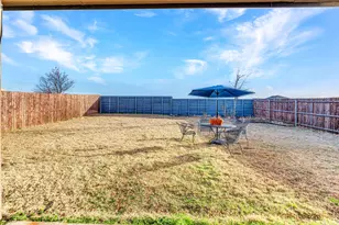 816 Glover Dr, Aubrey, TX 76227 - Photo 30