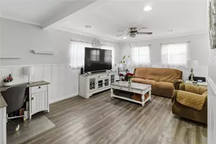 1419 Swiss St, Arlington, TX 76010 - Photo 16