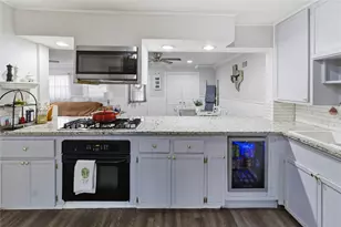 1419 Swiss St, Arlington, TX 76010 - Photo 12