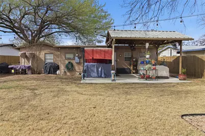 1419 Swiss Street, Arlington, TX 76010 - Photo 36