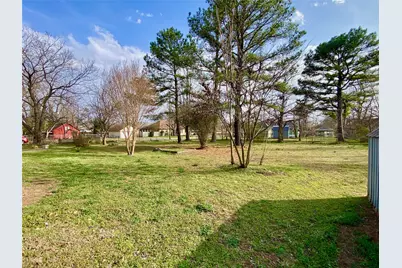 700 W Monterey Street, Denison, TX 75020 - Photo 8