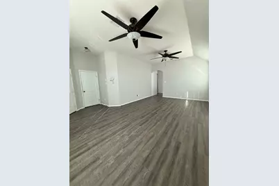 409 Dempster Court, Little Elm, TX 75068 - Photo 4