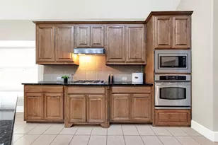 518 River Birch Trail, Garland, TX 75040 - Photo 10