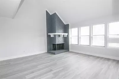 2007 Clubview Drive, Carrollton, TX 75006 - Photo 4