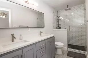 2007 Clubview Dr, Carrollton, TX 75006 - Photo 14