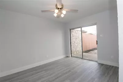 2007 Clubview Drive, Carrollton, TX 75006 - Photo 8