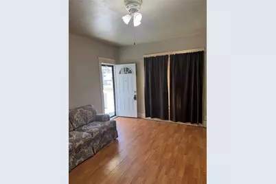 215 Bell Street, Gainesville, TX 76240 - Photo 10