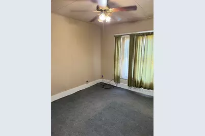 215 Bell Street, Gainesville, TX 76240 - Photo 18
