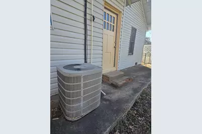 215 Bell Street, Gainesville, TX 76240 - Photo 28