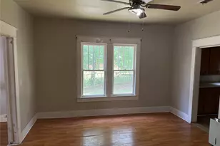 215 Bell St, Gainesville, TX 76240 - Photo 12