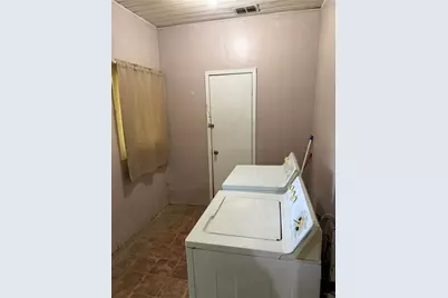 215 Bell Street, Gainesville, TX 76240 - Photo 24