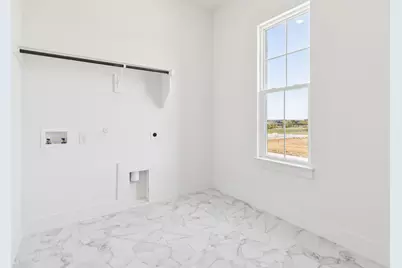 711 Hummingbird Lane, Justin, TX 76247 - Photo 36