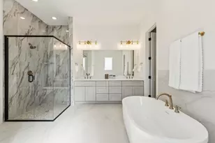 711 Hummingbird Ln, Justin, TX 76247 - Photo 22