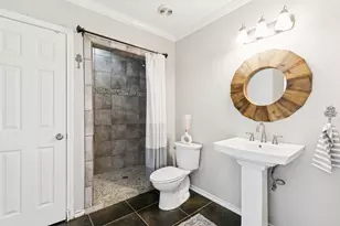 10525 Estate Ln, Dallas, TX 75238 - Photo 22