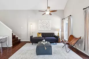 10525 Estate Ln, Dallas, TX 75238 - Photo 20