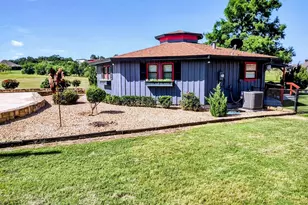 149 Bay Roc Ln, Runaway Bay, TX 76426 - Photo 12
